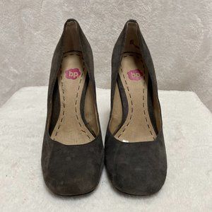 BP Gray Suede Chunky Heel Pumps Size: 5